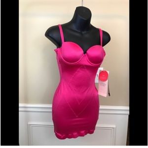 BNWT Barbie Victorias Secret 36C Power Figure Cupped Shaping Slip